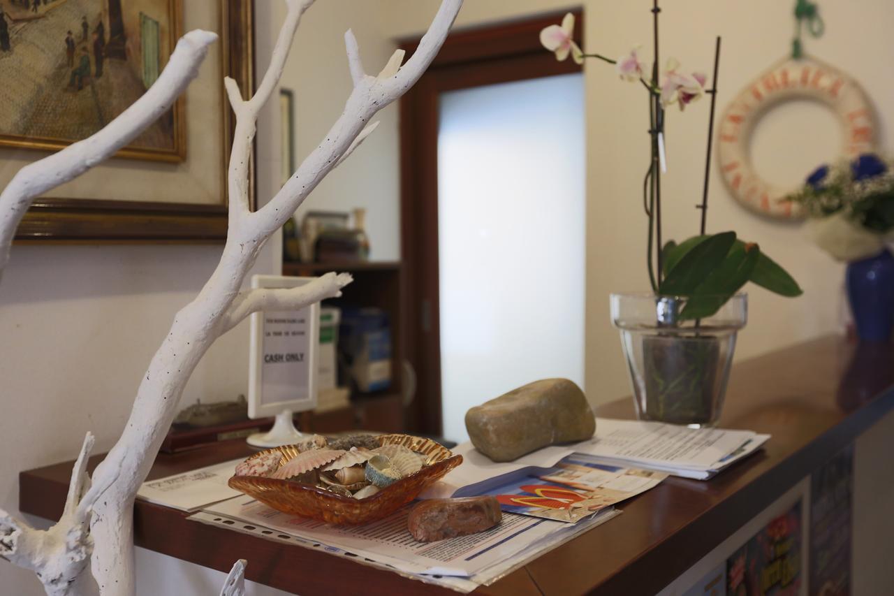 Hotel Domus Mea Cattolica Luaran gambar